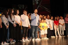 Самый веселый летний уик-энд в Баку – открытие Азербайджанской Лиги Смеха (ФОТО)