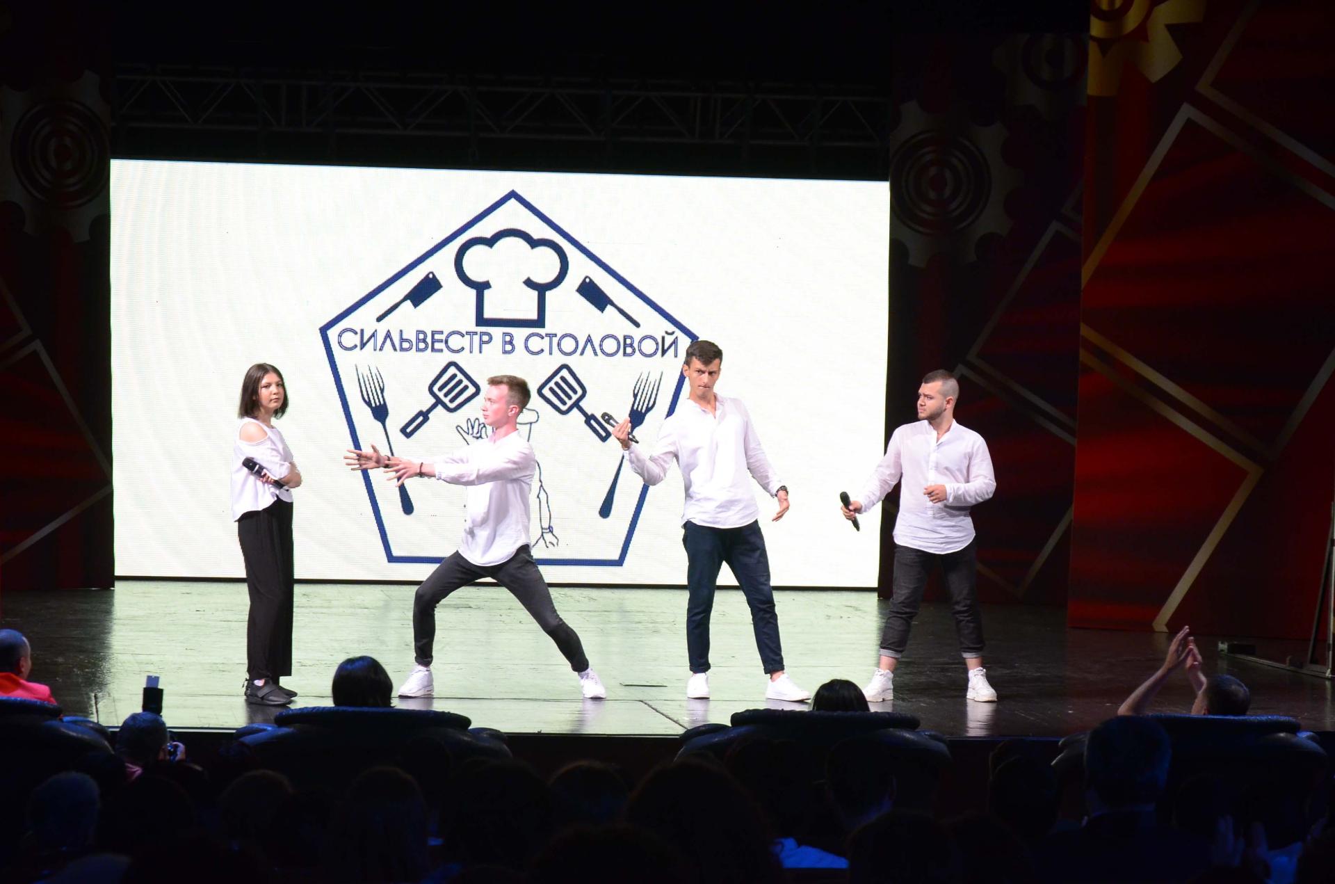 Самый веселый летний уик-энд в Баку – открытие Азербайджанской Лиги Смеха (ФОТО)