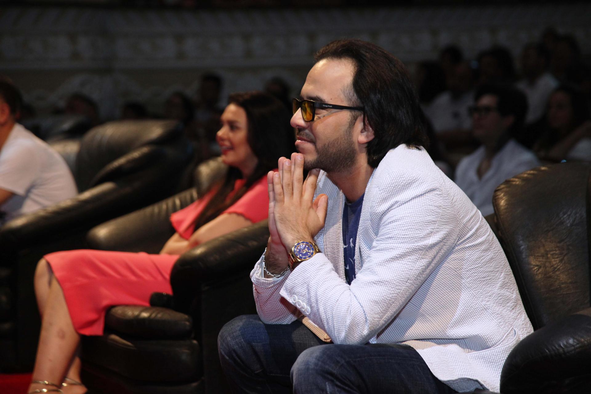 Самый веселый летний уик-энд в Баку – открытие Азербайджанской Лиги Смеха (ФОТО)