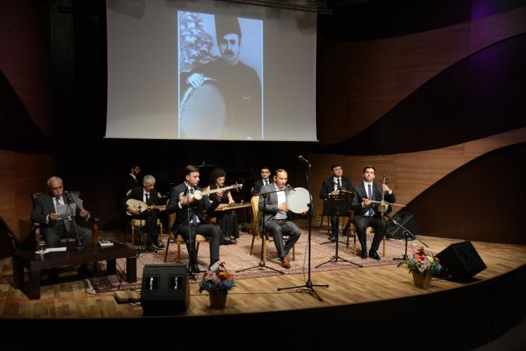 Мирза Мухаммедгасани: Даже слепым он не переставал исполнять мугам  (ФОТО)