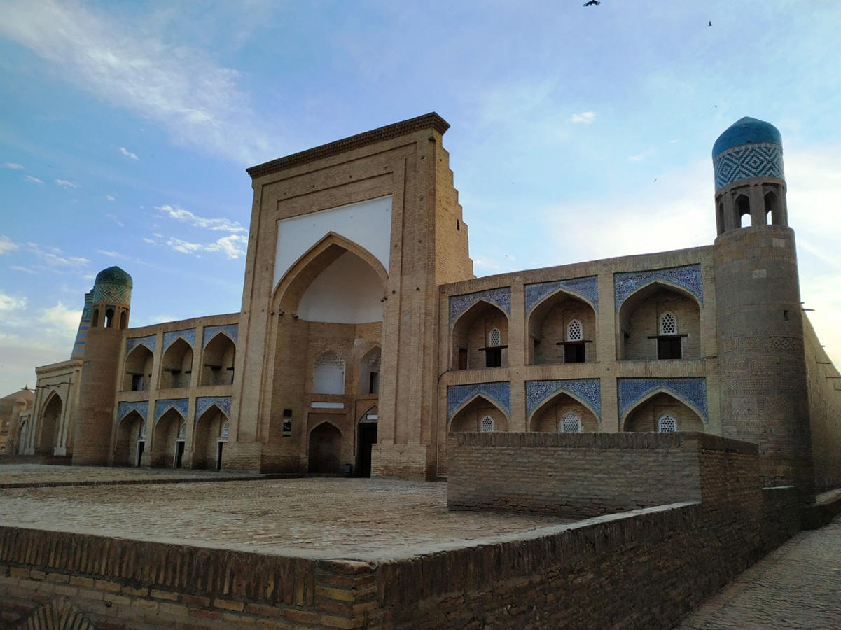 Сравним Ичан Кала и Ичери Шехер? По Великому Шелковому пути (ФОТО)