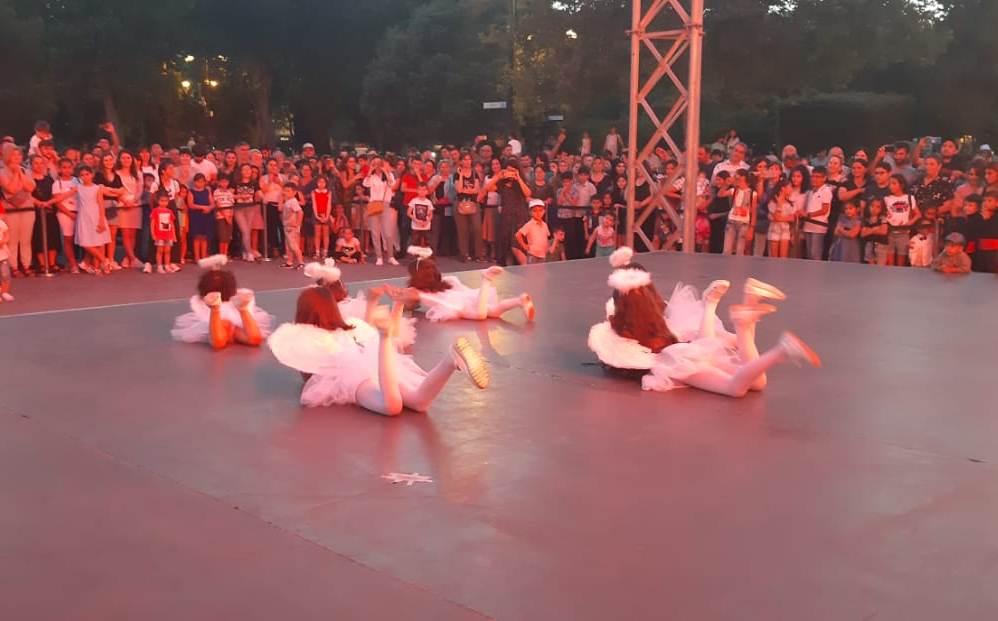 Танцующий Бакинский бульвар - под ритмы международного праздника Soul of Art and Dance (ФОТО)