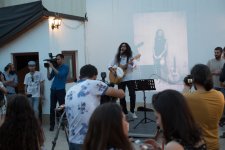 Дадаш Адна: Love me - призыв, послание и главное, ожидания от мира (ФОТО)