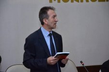 В Баку представлена книга "8 дней в армянском плену" (ФОТО)