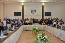 В Баку представлена книга "8 дней в армянском плену" (ФОТО)