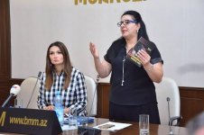 В Баку представлена книга "8 дней в армянском плену" (ФОТО)