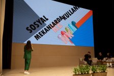 В Баку прошел Azerbaijan Design Summit - большой интерес молодежи (ФОТО)