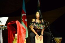 Под ритмы мексиканской маримбы в жарком Баку (ФОТО)