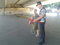 В Баку полиция ведет просветительскую работу среди водителей и пешеходов (ФОТО)