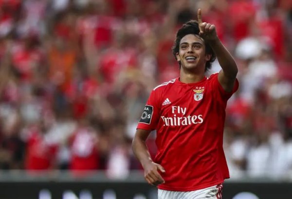 "Атлетико" предложил "Бенфике" €126 млн за футболиста Фелиша