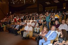 В Баку отметили юбилей известного художника Теймура Рзаева (ФОТО)