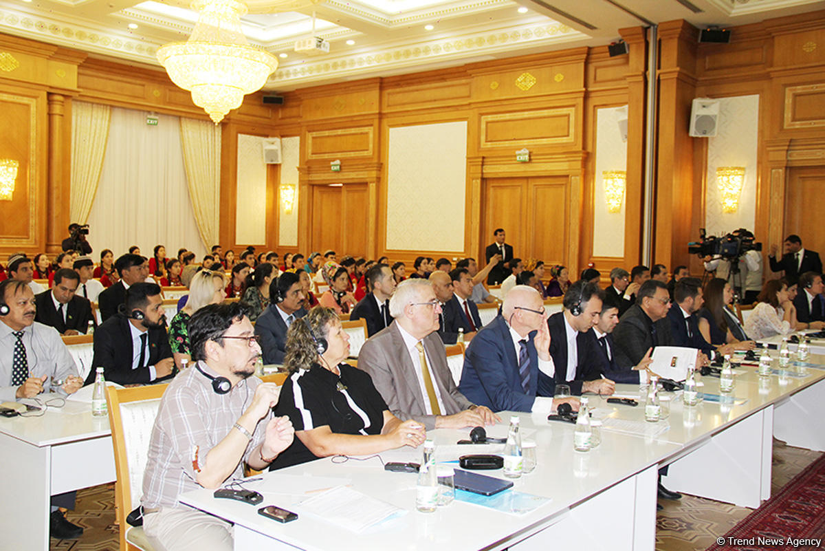 В Ашхабаде прошел международный медиа-форум, посвященный первому Каспийскому экономическому форуму (ФОТО)