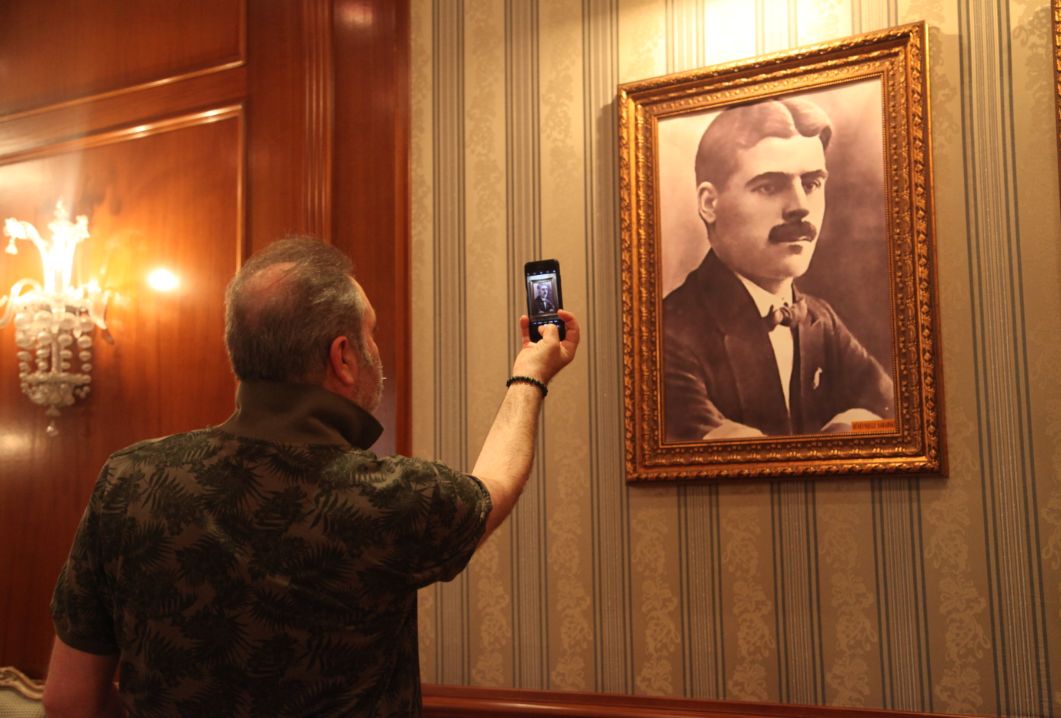 Звезды турецкого кино приехали в Баку (ФОТО)