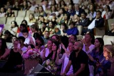 Самый романтичный грузин "взорвал" бакинцев – "Сары гялин", Муслим Магомаев, Алиага Вахид (ВИДЕО, ФОТО)