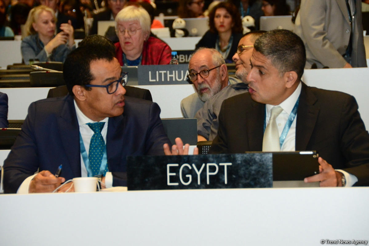 Сессия ЮНЕСКО в Баку обсудила отчет по усилению диалога (ФОТО)