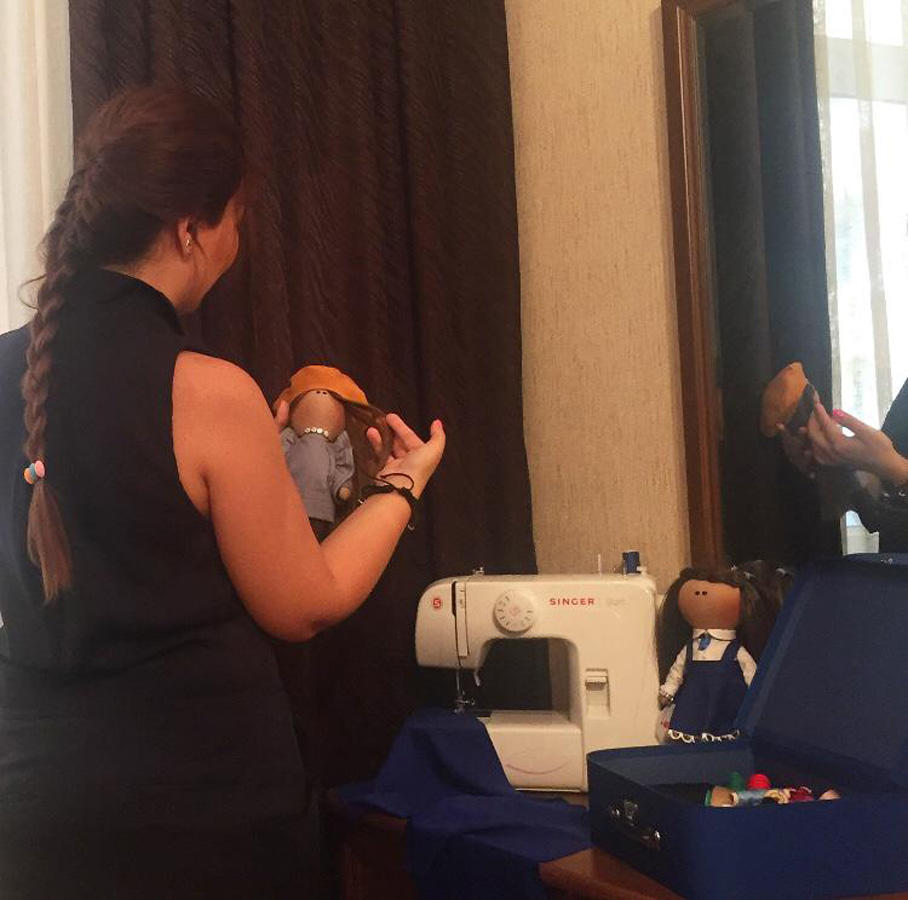 Заряжаю работы положительными нотами - мастер индивидуальных авторских кукол Туран Аслан (ФОТО)