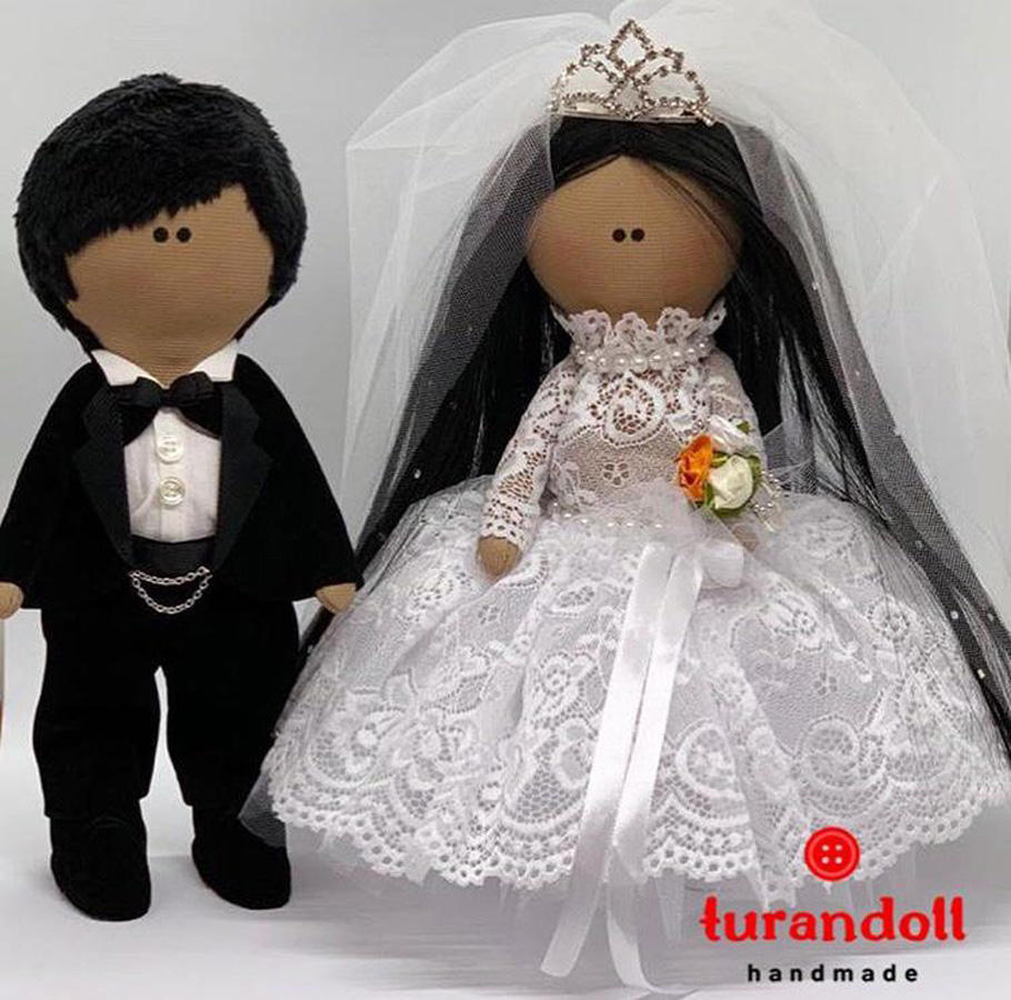 Заряжаю работы положительными нотами - мастер индивидуальных авторских кукол Туран Аслан (ФОТО)