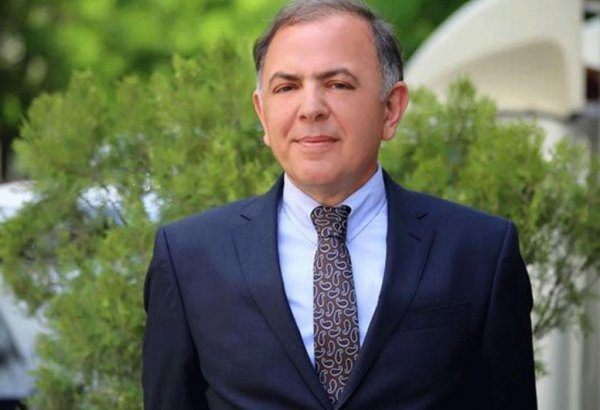 Министерство культуры Азербайджана поздравило директора Русской драмы с юбилеем