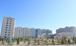 Президент Азербайджана Ильхам Алиев и Первая леди Мехрибан Алиева приняли участие в открытии жилого комплекса для вынужденных переселенцев в Пираллахи (ФОТО)