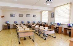 Президент Азербайджана Ильхам Алиев и Первая леди Мехрибан Алиева приняли участие в открытии жилого комплекса для вынужденных переселенцев в Пираллахи (ФОТО)