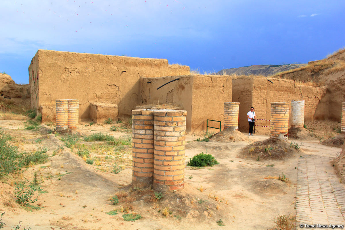 Азербайджанец в Туркменистане – Древняя Ниса, Ахалтекинские красавцы, удивительные экспонаты (ФОТО)
