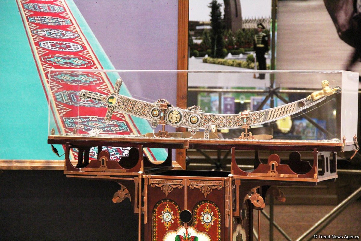 Азербайджанец в Туркменистане – Древняя Ниса, Ахалтекинские красавцы, удивительные экспонаты (ФОТО)