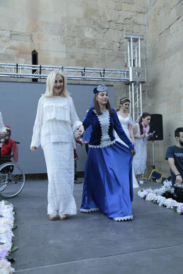 Волшебное дефиле в Баку, или Когда любовь не знает границ (ФОТО)