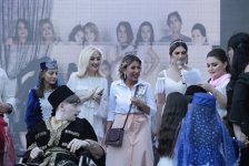 Волшебное дефиле в Баку, или Когда любовь не знает границ (ФОТО)