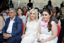 Волшебное дефиле в Баку, или Когда любовь не знает границ (ФОТО)