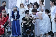 Волшебное дефиле в Баку, или Когда любовь не знает границ (ФОТО)