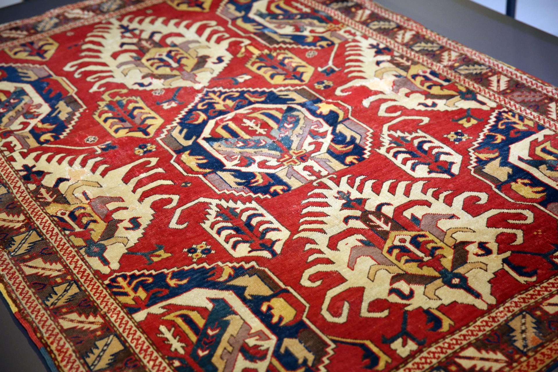 Культурное наследие Азербайджана в музее Лувра – ковры "Челеби", "Ханлыг" и "Аждахалы" (ФОТО)