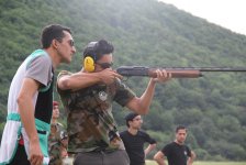 Азербайджанская молодежь прошла обучение ведению боевых действий в экстремальных условиях (ФОТО/ВИДЕО)