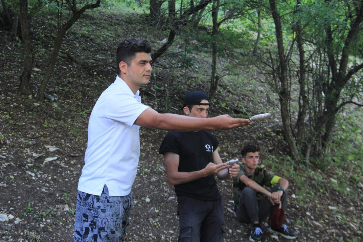 Азербайджанская молодежь прошла обучение ведению боевых действий в экстремальных условиях (ФОТО/ВИДЕО)