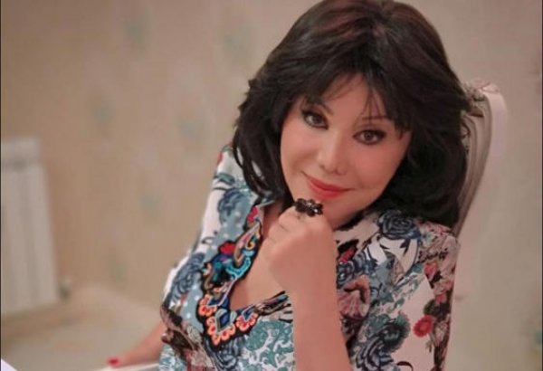 Флора Керимова с дочерью в день рождения "Get Gedirsənsə" (ВИДЕО)