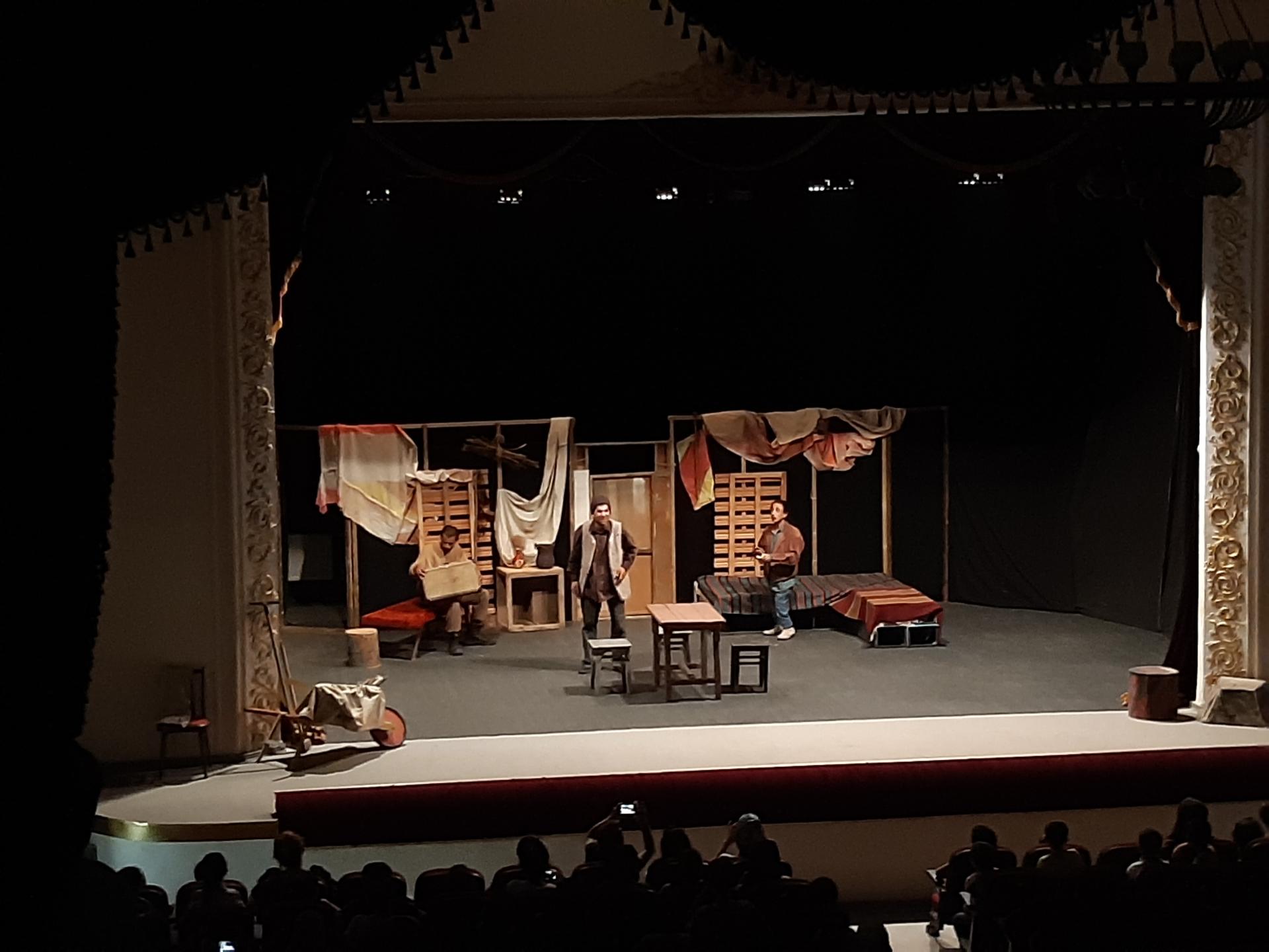 Как Джордж и Ленни решили заработать в Лянкяране (ФОТО)