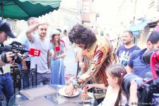 Филипп Киркоров вызвал ажиотаж в Ичери Шехер – кутабы на улице Магомаева, волшебная лампа Аладдина, "Чёрт побери! " (ФОТО)