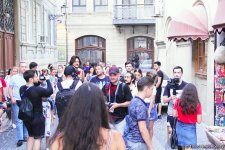 Филипп Киркоров вызвал ажиотаж в Ичери Шехер – кутабы на улице Магомаева, волшебная лампа Аладдина, "Чёрт побери! " (ФОТО)