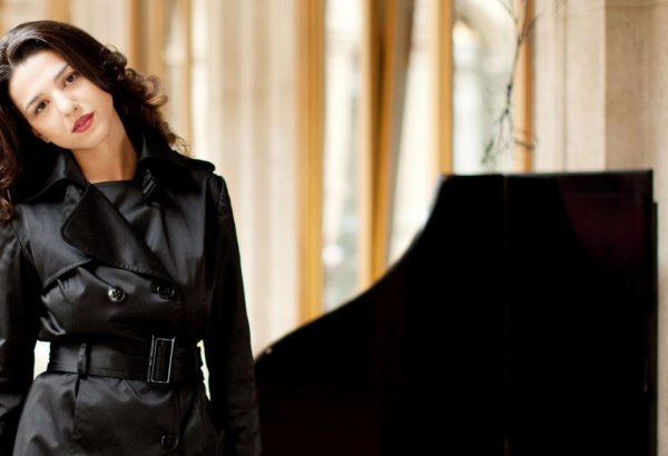 Исполнительница из Парижа представит произведения азербайджанских классиков