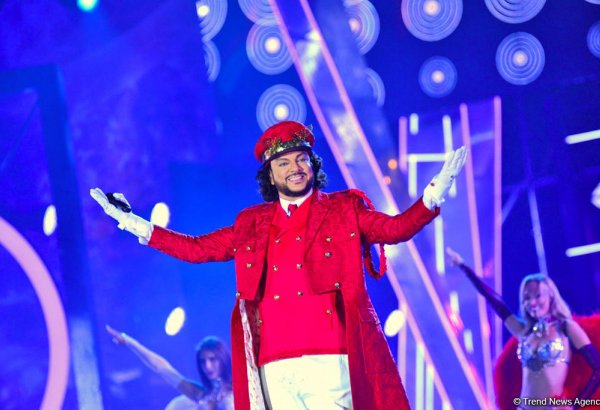 Ну, не могу я долго без Баку! Филипп Киркоров обещает цвет настроения яркий (ВИДЕО)