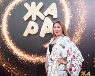 Легли на набережную Бакинского бульвара и смотрели на небо - Анита Цой (ФОТО)