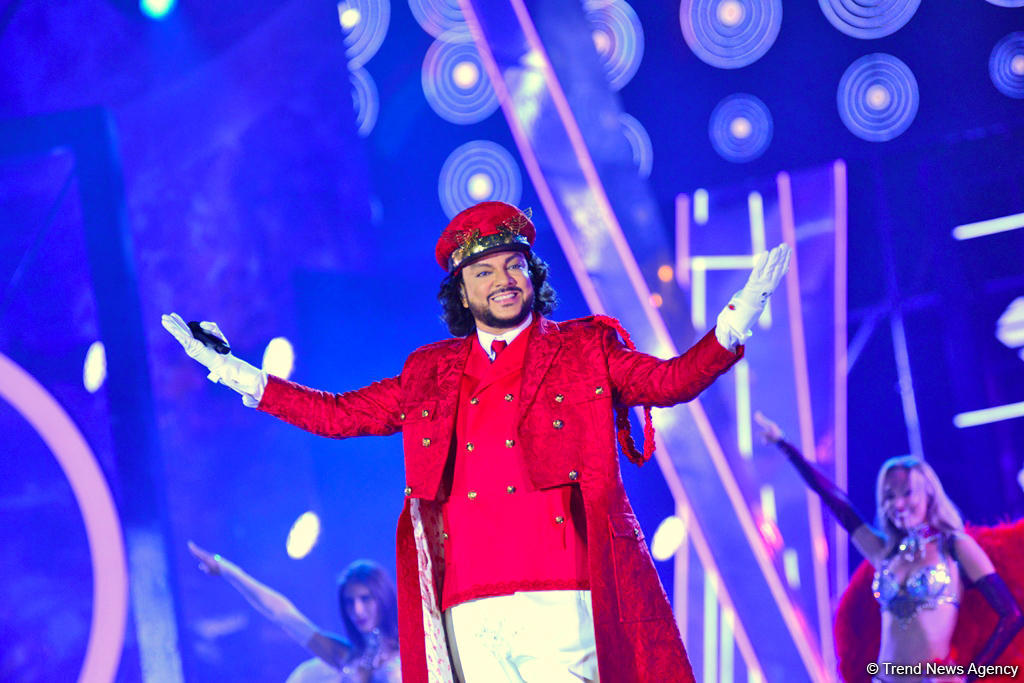 Ну, не могу я долго без Баку! Филипп Киркоров обещает цвет настроения яркий (ВИДЕО)