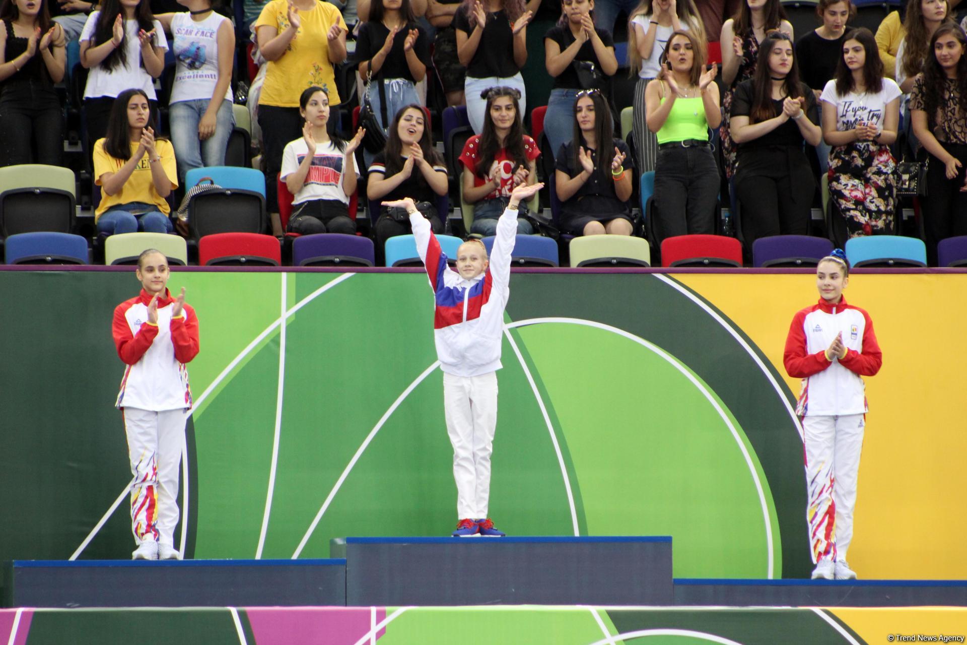 EYOF Baku 2019: Церемония награждения победителей и призеров соревнований в упражнениях на параллельных брусьях и в вольных упражнениях (ФОТО)
