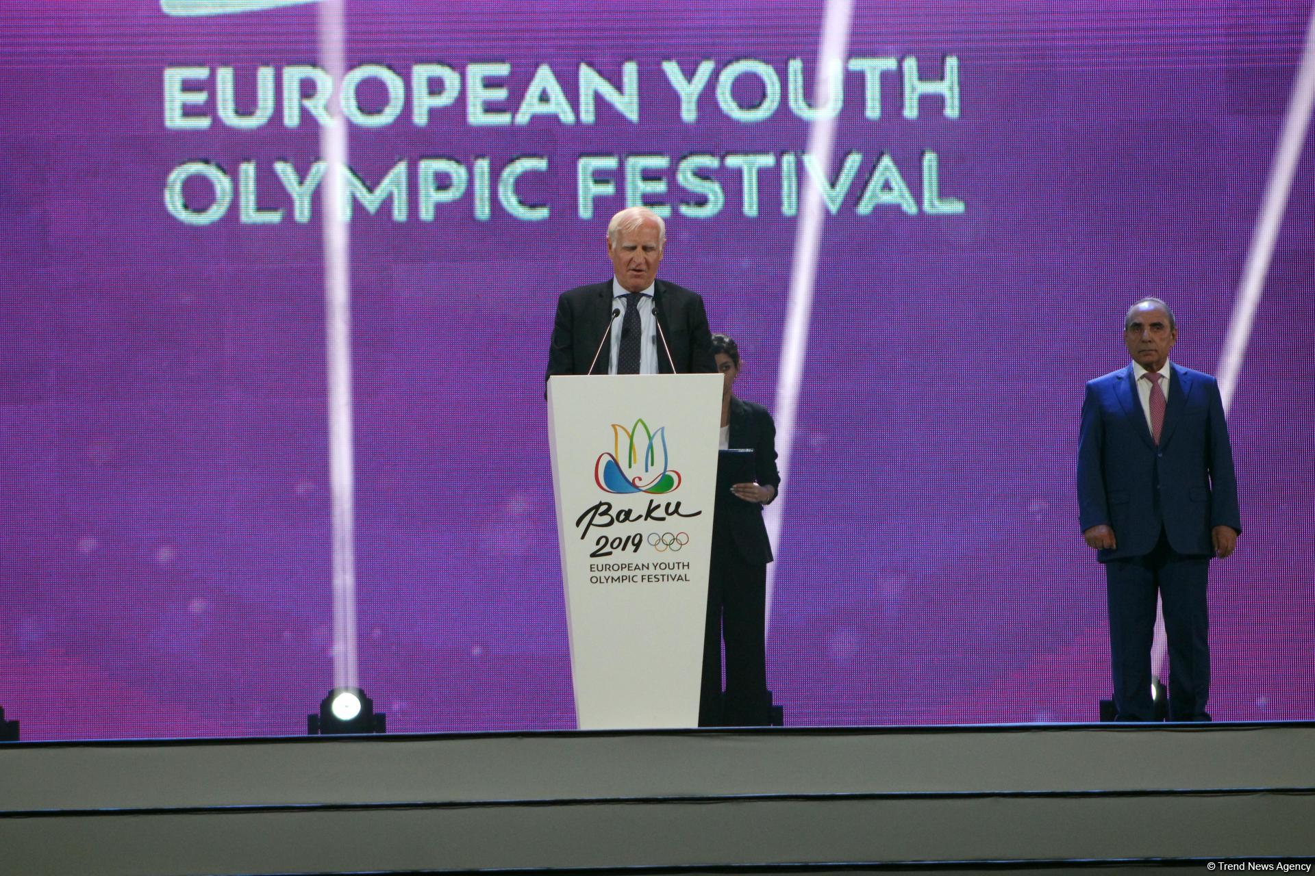 Потрясающая церемония закрытия XV Летнего европейского юношеского олимпийского фестиваля в Баку (ФОТОРЕПОРТАЖ)