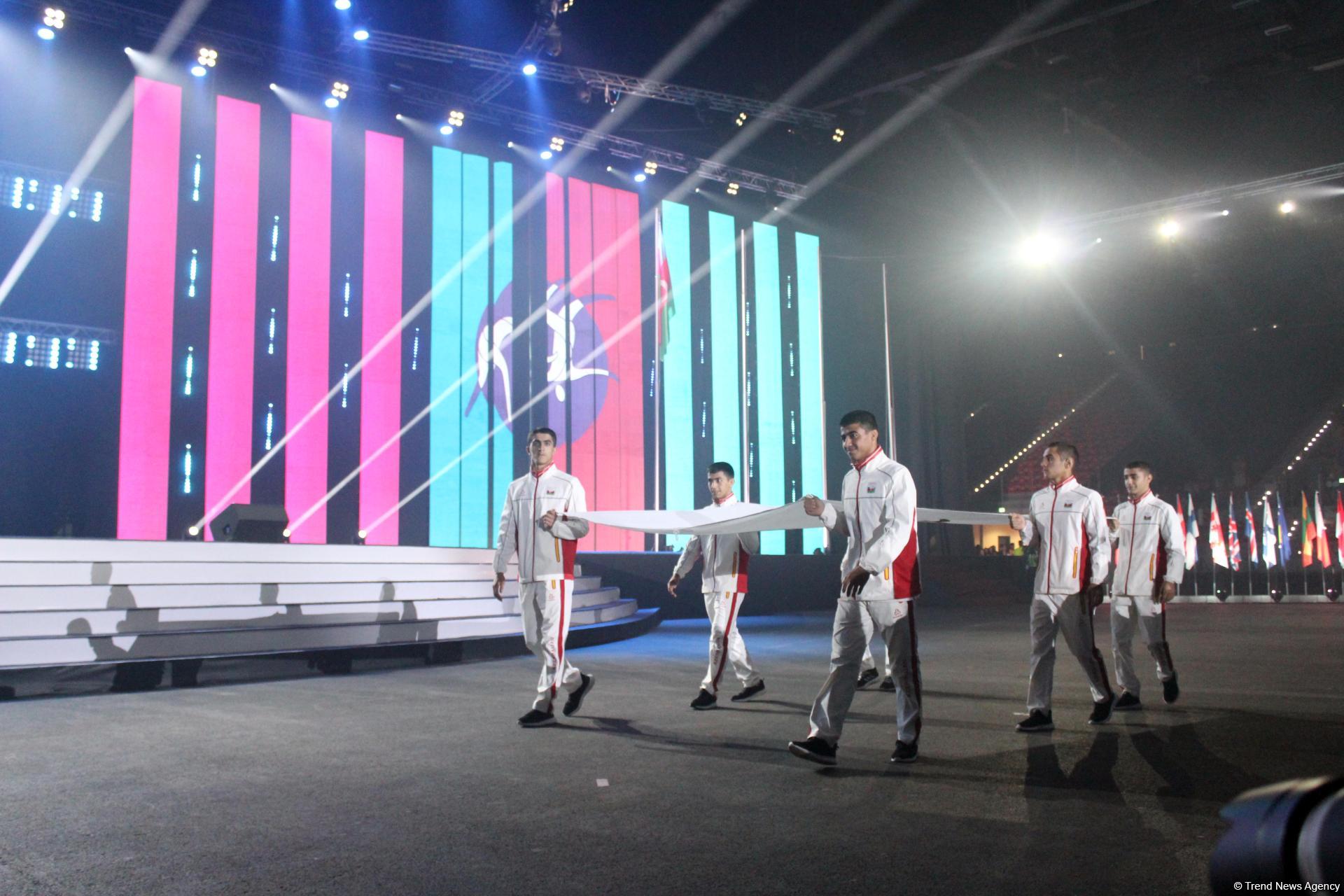 Потрясающая церемония закрытия XV Летнего европейского юношеского олимпийского фестиваля в Баку (ФОТОРЕПОРТАЖ)