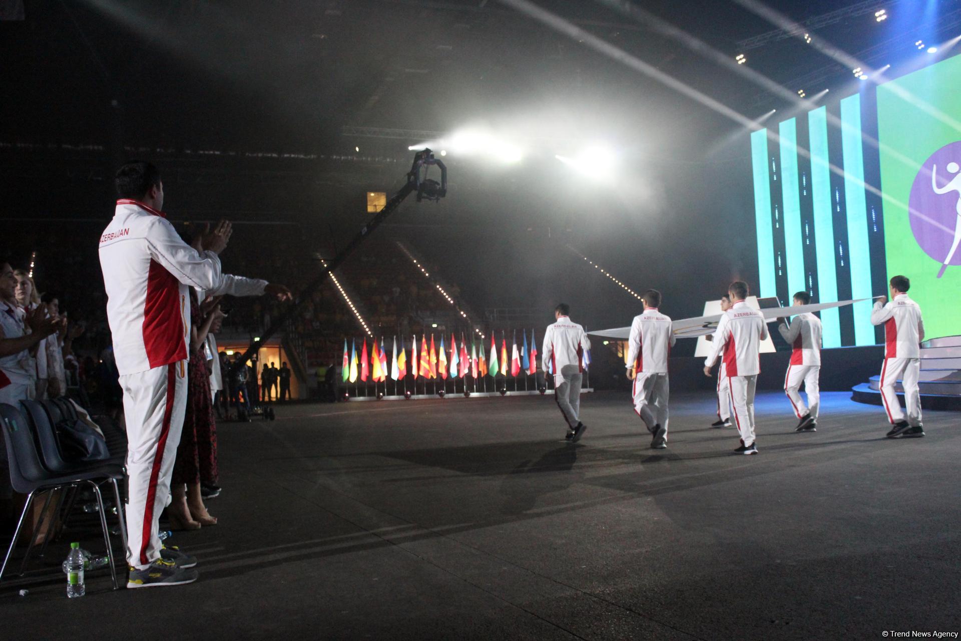 Потрясающая церемония закрытия XV Летнего европейского юношеского олимпийского фестиваля в Баку (ФОТОРЕПОРТАЖ)