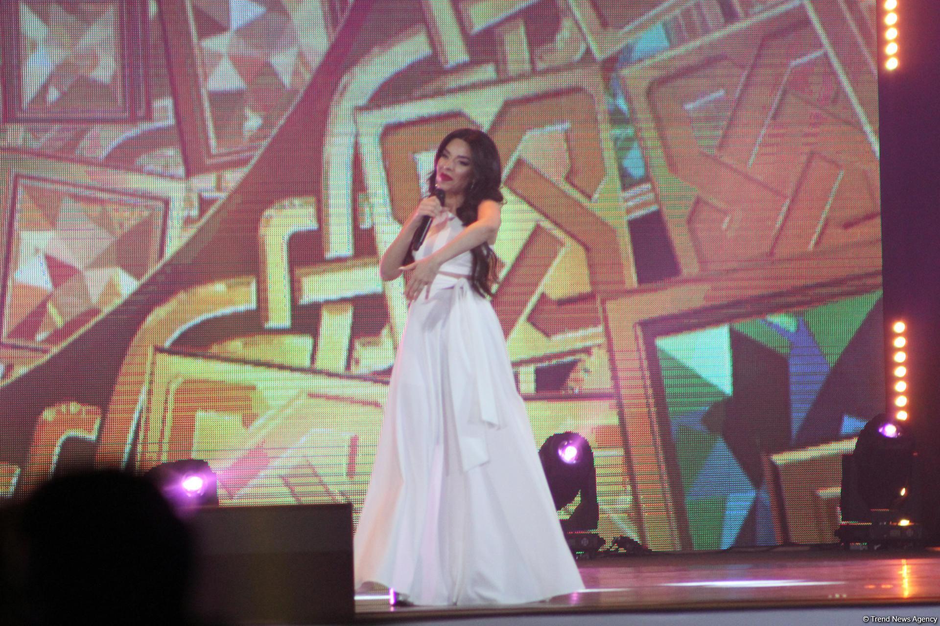 Потрясающая церемония закрытия XV Летнего европейского юношеского олимпийского фестиваля в Баку (ФОТОРЕПОРТАЖ)