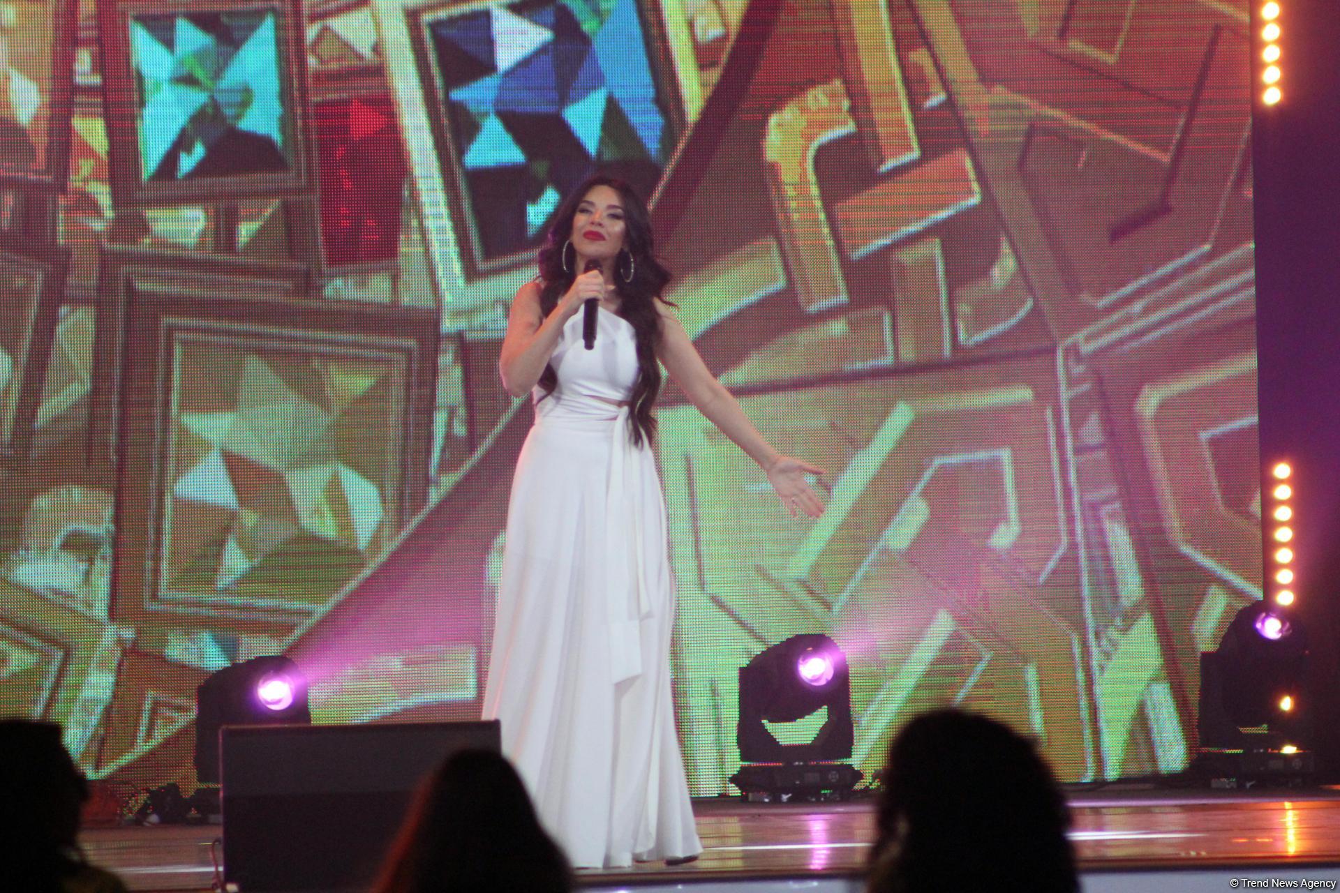 Потрясающая церемония закрытия XV Летнего европейского юношеского олимпийского фестиваля в Баку (ФОТОРЕПОРТАЖ)