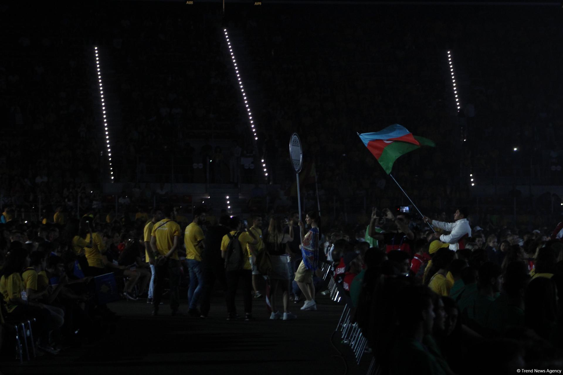 Потрясающая церемония закрытия XV Летнего европейского юношеского олимпийского фестиваля в Баку (ФОТОРЕПОРТАЖ)