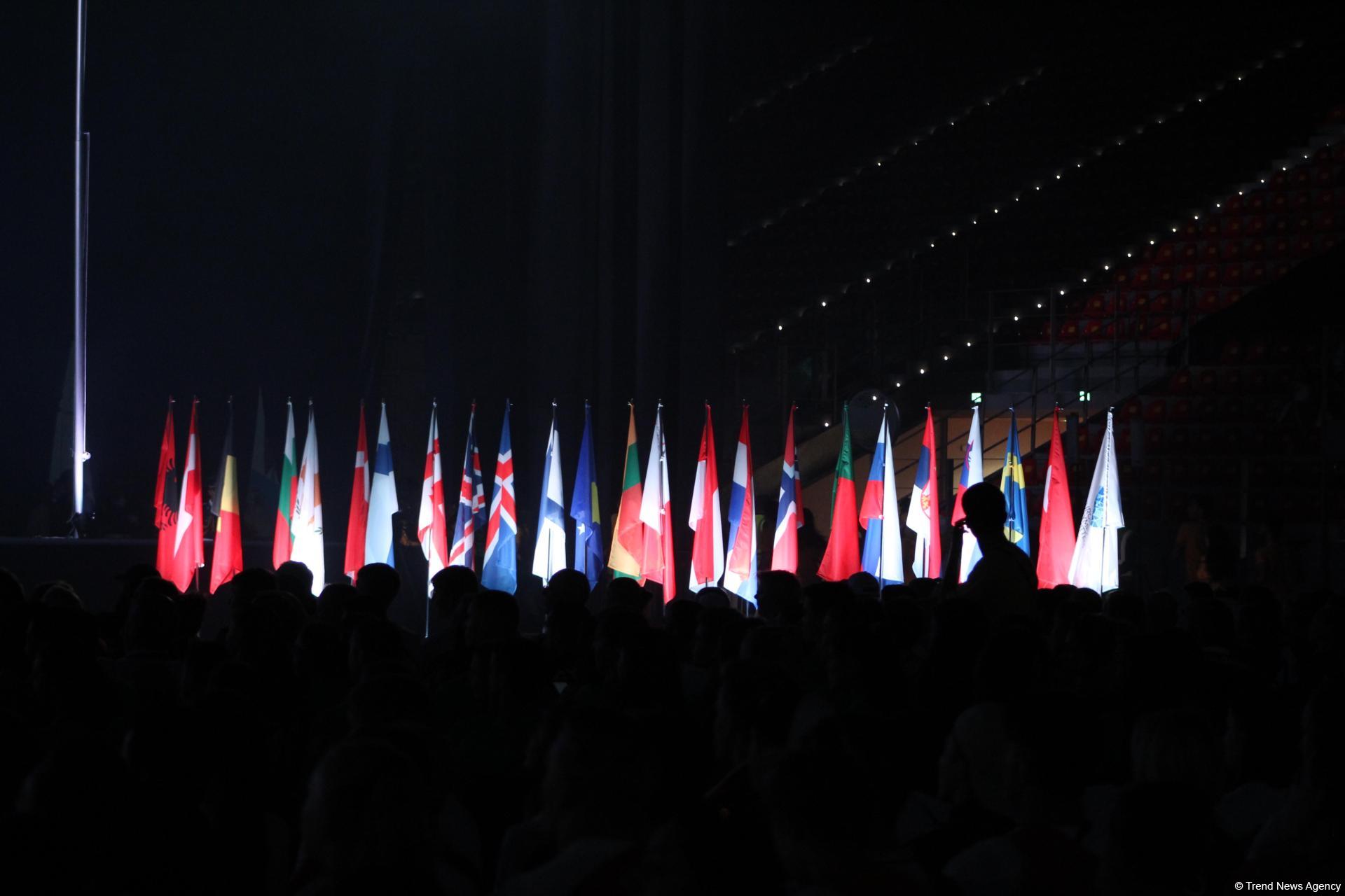 Потрясающая церемония закрытия XV Летнего европейского юношеского олимпийского фестиваля в Баку (ФОТОРЕПОРТАЖ)