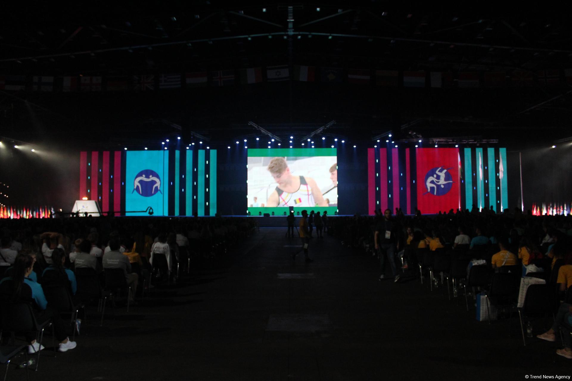 Потрясающая церемония закрытия XV Летнего европейского юношеского олимпийского фестиваля в Баку (ФОТОРЕПОРТАЖ)